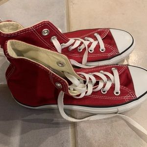 Size 7 converse